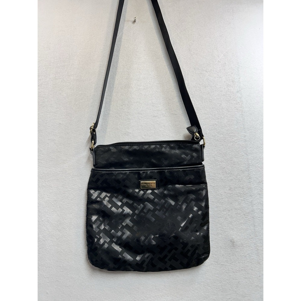 Tommy Hilfiger Logo‎ Black/Gray Crossbody Bag Zip Pockets Adjustable Strap